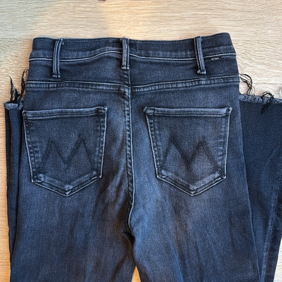 MOTHER the hustler high waist fray hem ankle bootcut jeans - Picture 6 of 6